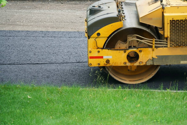 Best Residential Driveway Paver Services  in Schulenburg, TX
